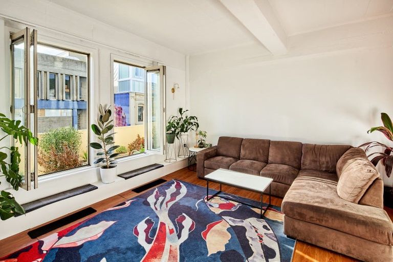 Photo of property in Palazzo, 42u2 Vivian Street, Te Aro, Wellington, 6011