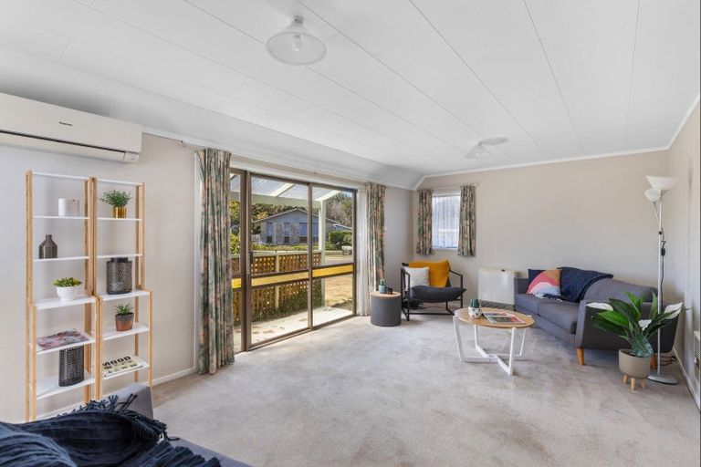 Photo of property in 6b Kapui Place, Waitara, 4320