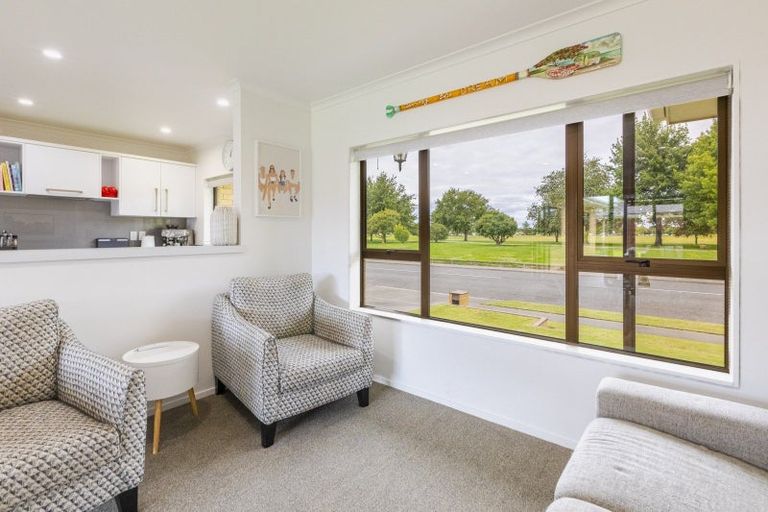 Photo of property in 96 Freyberg Avenue, Tamatea, Napier, 4112