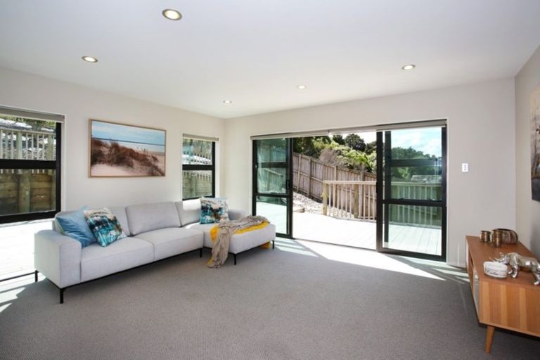 Photo of property in 15 Bob Craig Place, Pukekohe, 2120