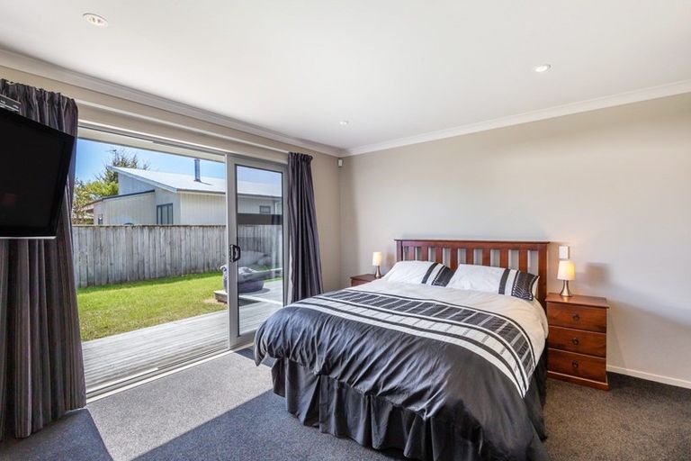 Photo of property in 64 Parekaawa Drive, Motuoapa, Turangi, 3382