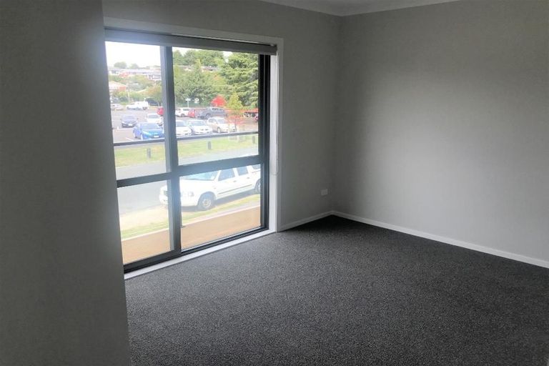 Photo of property in 2u4 Lambert Court, Glenview, Hamilton, 3206
