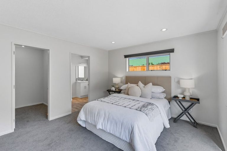 Photo of property in 2 Leigh Place, Paraparaumu Beach, Paraparaumu, 5032