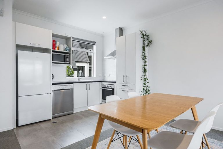 Photo of property in 25 Marine Parade, Hobsonville, Auckland, 0616