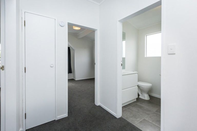 Photo of property in 11f5- John Street, Trentham, Upper Hutt, 5018