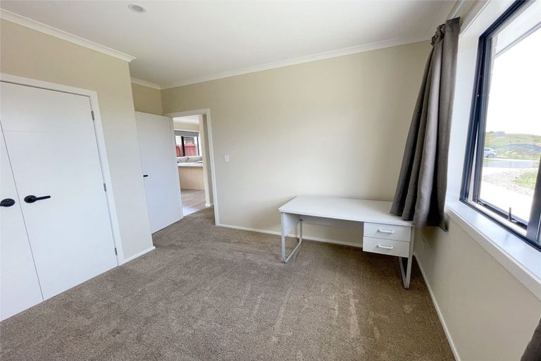 Photo of property in 21 Arahi Place, Rototuna North, Hamilton, 3210
