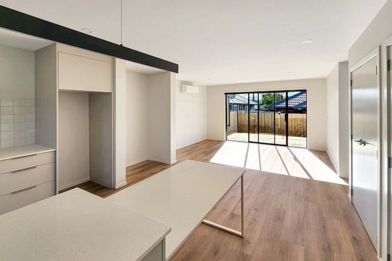 Photo of property in 4/11 Lees Grove, Wainuiomata, Lower Hutt, 5014