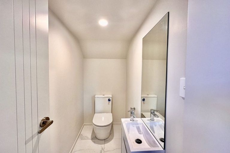 Photo of property in 20b Finlayson Avenue, Clendon Park, Auckland, 2103