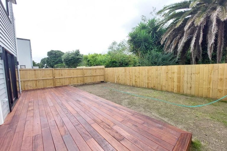 Photo of property in 26 Coast Garden Drive, Hobsonville, Auckland, 0616