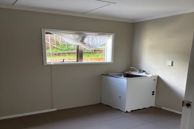 Photo of property in 224 Glamorgan Drive, Northcross, Auckland, 0630