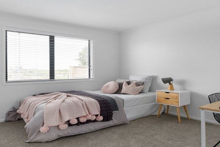 Photo of property in 10 Turepo Way, Owhata, Rotorua, 3010