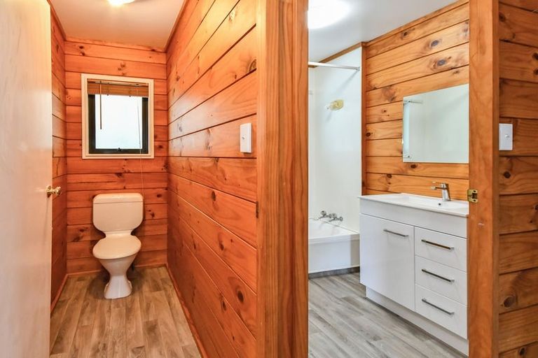Photo of property in 13 Riserra Drive, Ranui, Auckland, 0612