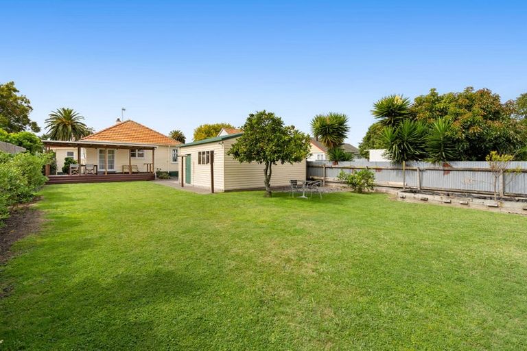 Photo of property in 54 Douglas Mclean Avenue, Marewa, Napier, 4110