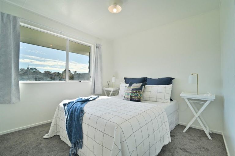 Photo of property in 2/85 Diaz Drive, Flaxmere, Hastings, 4120