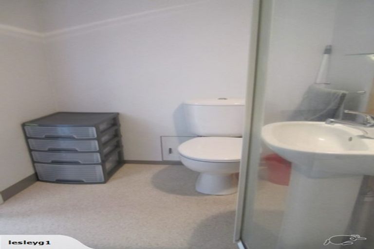 Photo of property in Urbane Apartments, 24/29 Webb Street, Mount Cook, Wellington, 6011