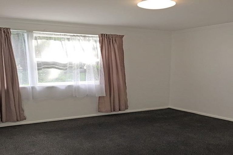 Photo of property in 82 Forrest Hill Road, Forrest Hill, Auckland, 0620