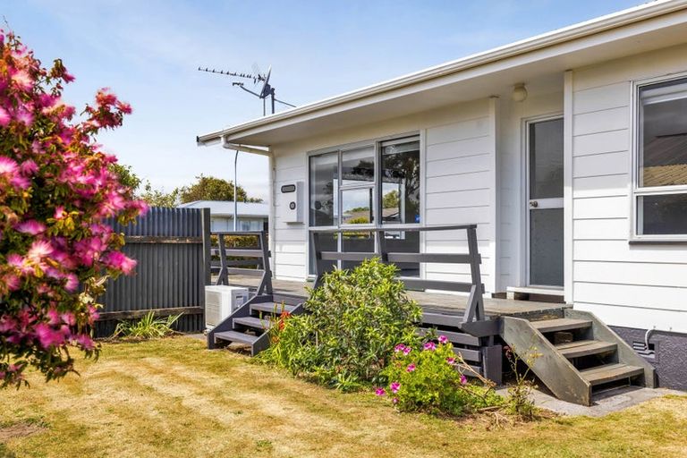 Photo of property in 6 Manuka Place, Hawera, 4610