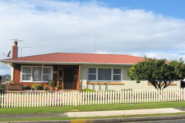 Photo of property in 5 Moehau Road, Te Kamo, Whangarei, 0112