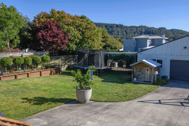 Photo of property in 19 Mckenzie Road, Owhata, Rotorua, 3010