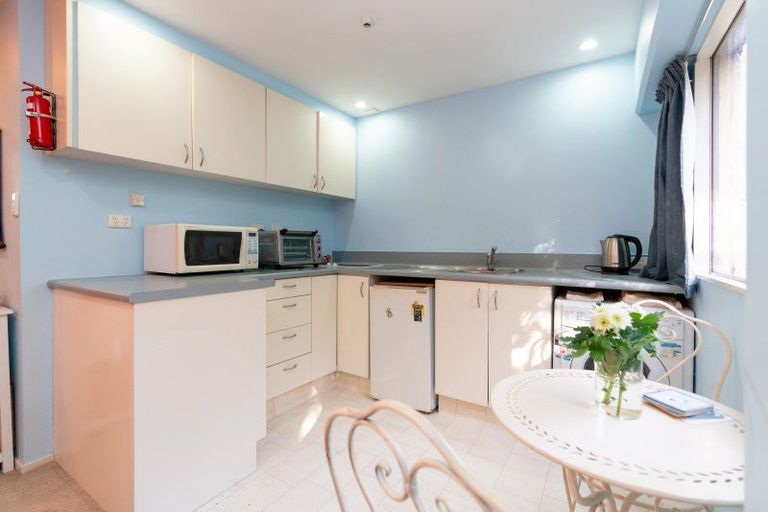 Photo of property in Capital Hill Apartments, 12/54u Hill Street, Thorndon, Wellington, 6011