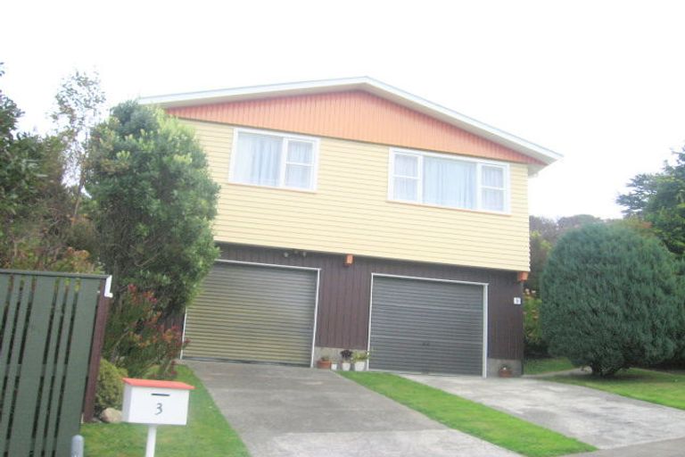 Photo of property in 3 Protea Street, Maungaraki, Lower Hutt, 5010