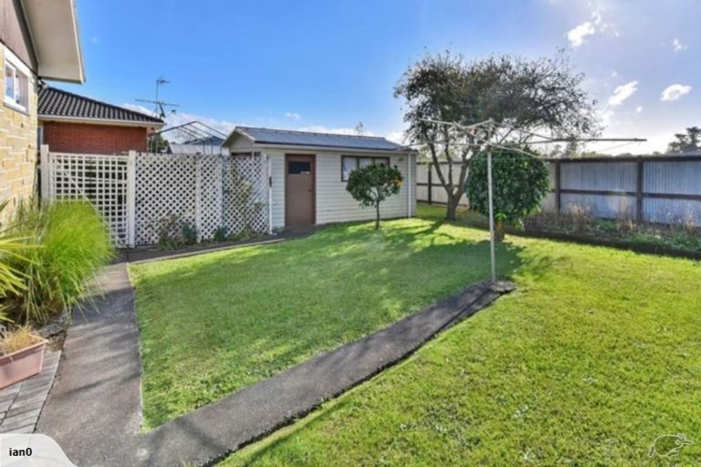 Photo of property in 173 Mahia Road, Wattle Downs, Auckland, 2103