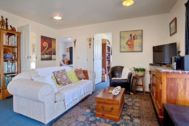 Photo of property in 9 Meadow Drive, Whitianga, 3510