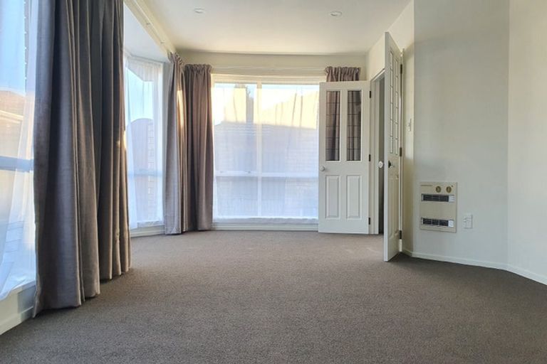 Photo of property in 71 Peverel Street, Riccarton, Christchurch, 8041