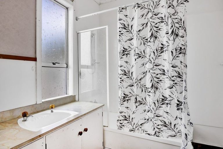 Photo of property in Little Waihi Road, Hawera, 4673