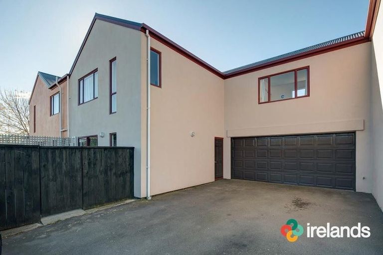 Photo of property in 74 Matipo Street, Riccarton, Christchurch, 8041
