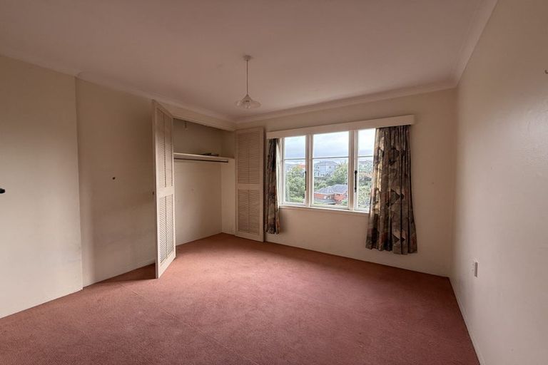 Photo of property in 90 Donald Street, Karori, Wellington, 6012