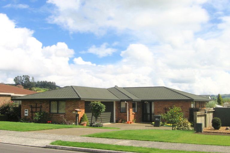 Photo of property in 30 Carter Drive, Pomare, Rotorua, 3015