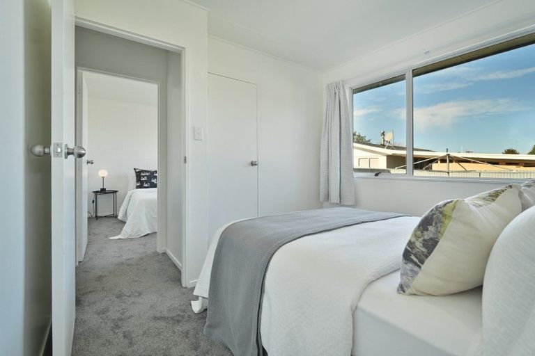 Photo of property in 2/85 Diaz Drive, Flaxmere, Hastings, 4120