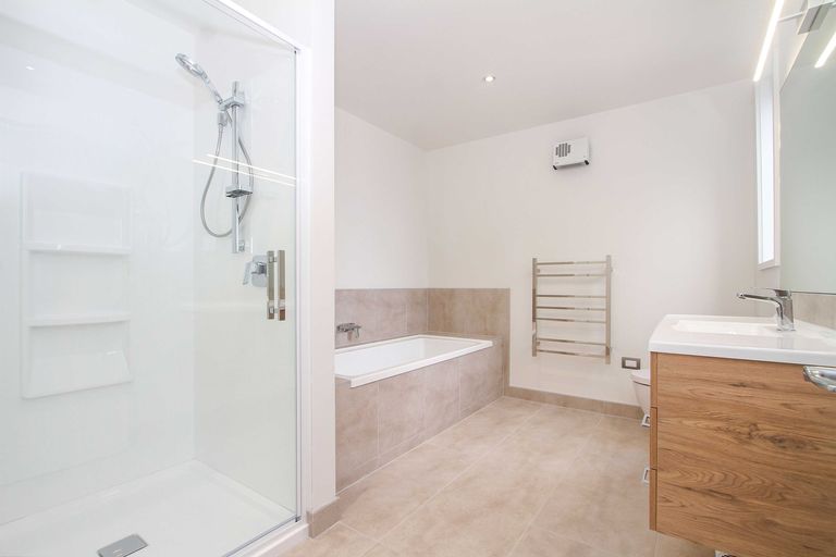 Photo of property in 31 Wallace Road, Hobsonville, Auckland, 0616