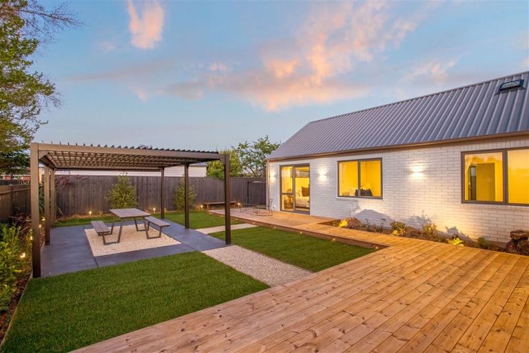 Photo of property in 77 Leistrella Road, Hoon Hay, Christchurch, 8025