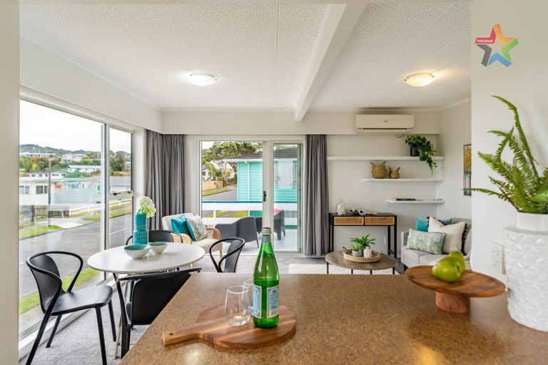 Photo of property in 49 Cypress Drive, Maungaraki, Lower Hutt, 5010