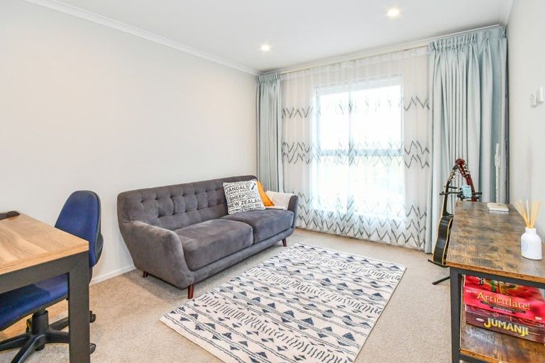 Photo of property in 63 Matairangi Avenue, Totara Heights, Auckland, 2105