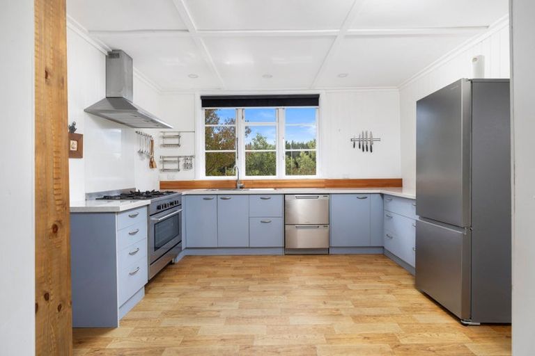Photo of property in 45a Ferry Road, Martinborough, 5711