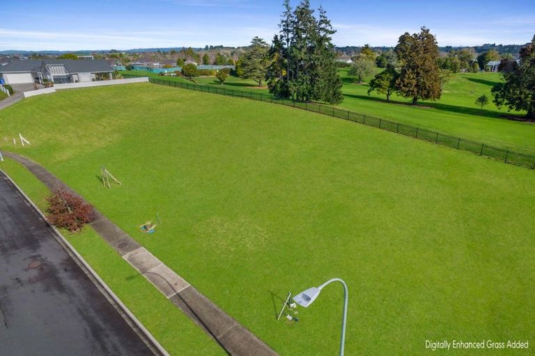 Photo of property in 33 Murray Ward Drive, Te Kauwhata, 3710