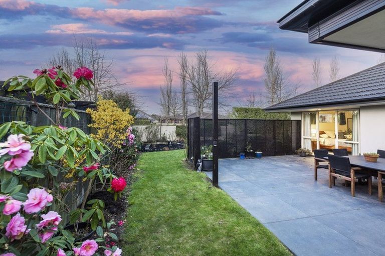 Photo of property in 23 Anglem Way, Northwood, Christchurch, 8051