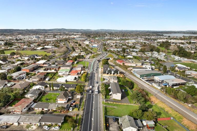 Photo of property in 259 Great South Road, Manurewa, Auckland, 2102