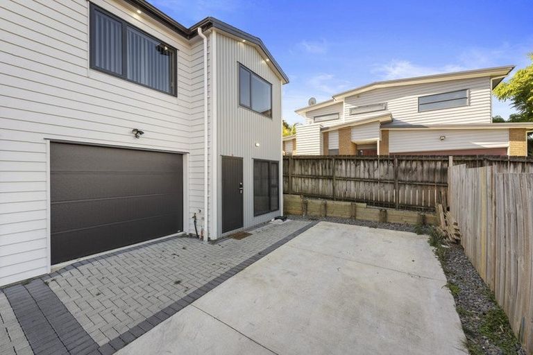 Photo of property in 7/72 Howe Street, Howick, Auckland, 2014