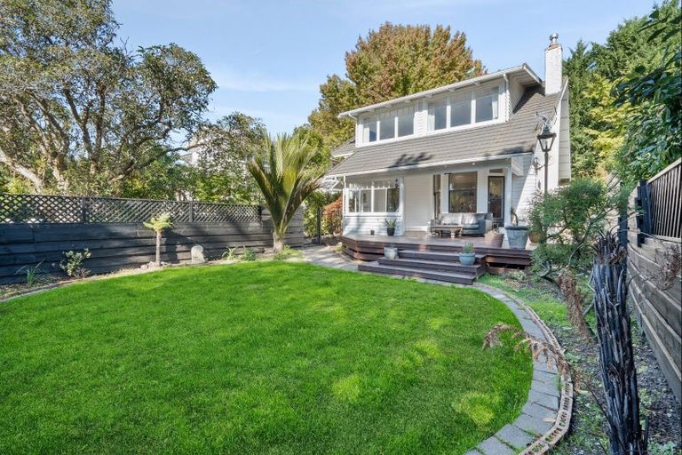 Photo of property in 32 Brougham Street, Nelson South, Nelson, 7010