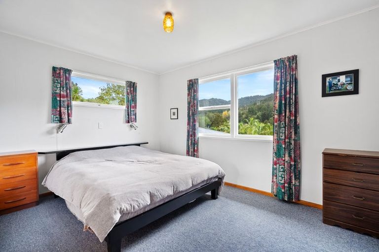 Photo of property in 10 Willow Place, Horahora, Whangarei, 0110
