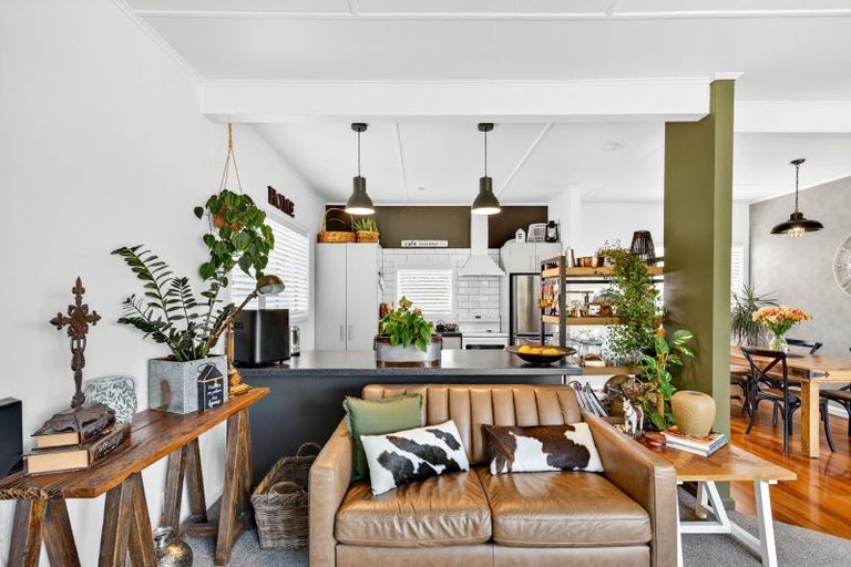 Photo of property in 17 Gallipoli Road, Onekawa, Napier, 4110