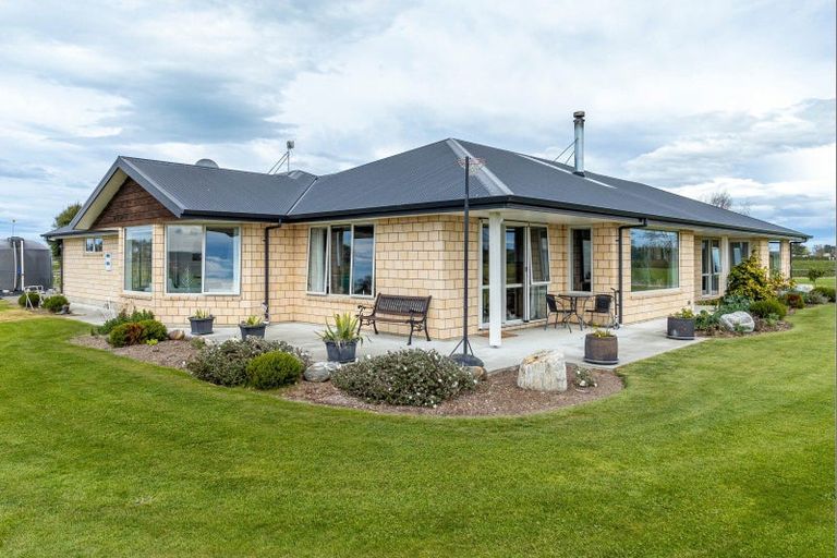 Photo of property in 34 Arowhenua Station Road, Kerrytown, Timaru, 7973
