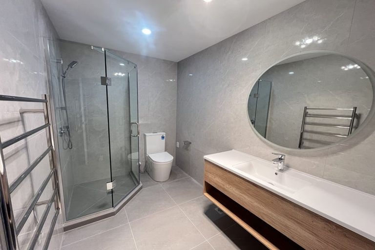 Photo of property in 1 Ahunga Road, Karaka, Papakura, 2113