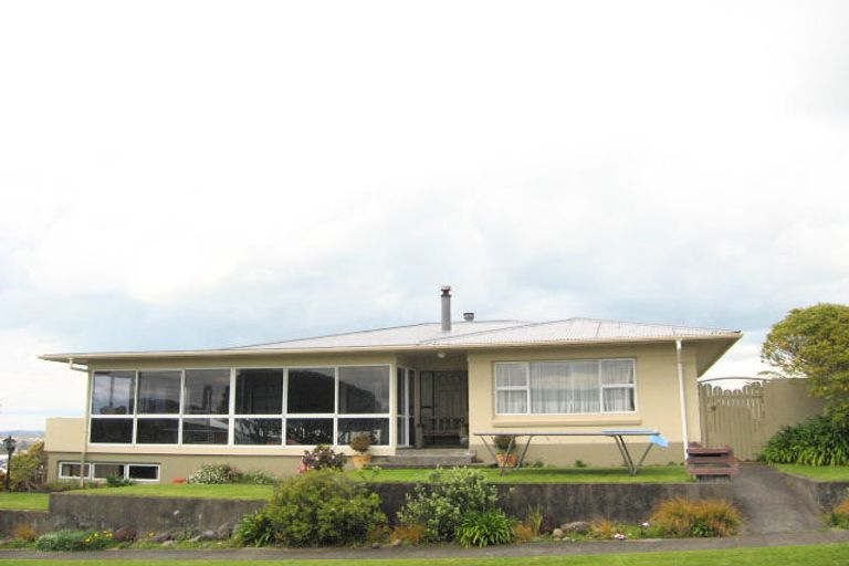 Photo of property in 16 Melrose Street, Spotswood, New Plymouth, 4310
