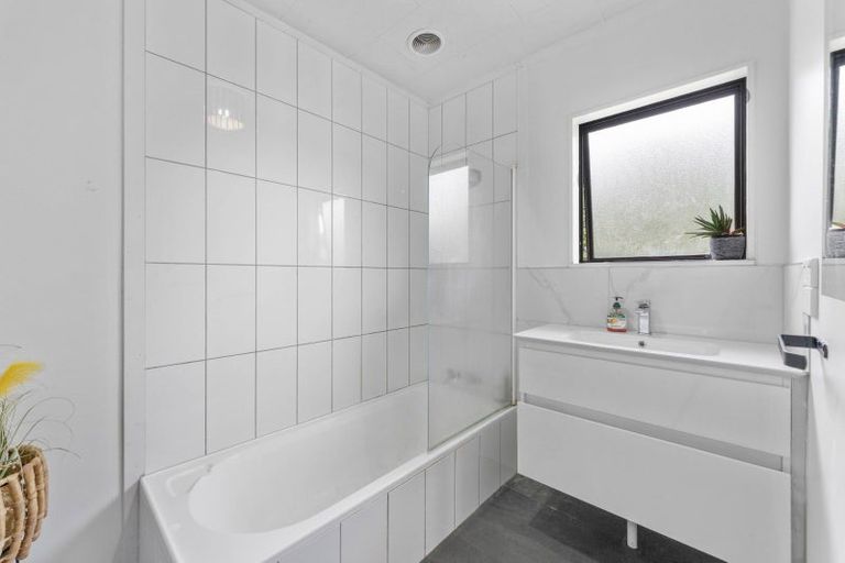 Photo of property in 1/99 Arthur Crescent, Hilltop, Taupo, 3330