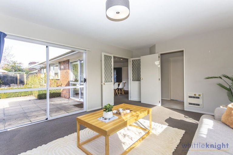Photo of property in 8 Innisfree Place, Northwood, Christchurch, 8051